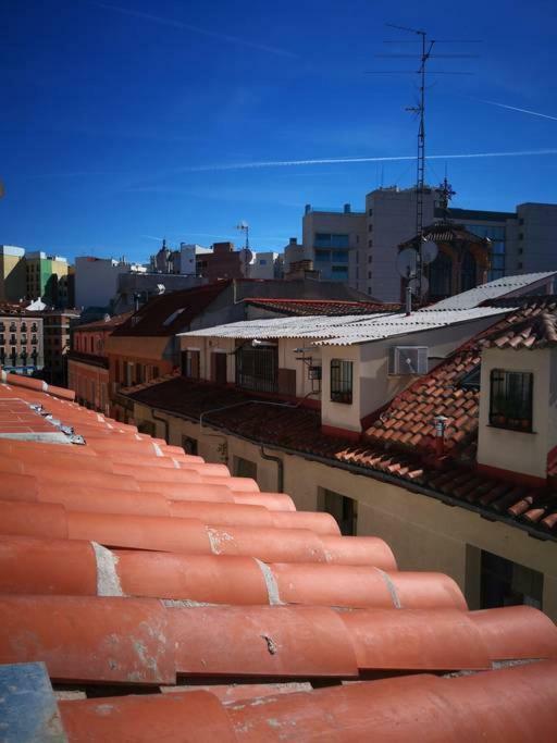Stunning Newly refurbished loft at Malasaña's heart Madrid Exterior foto